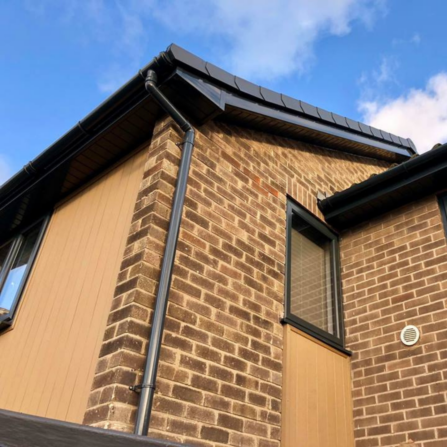 Oak Composite Cladding | Pioneer